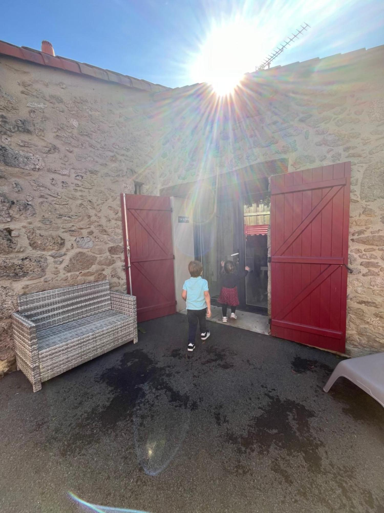 Au Petit Bignon Bed & Breakfast Les Epesses Exterior photo